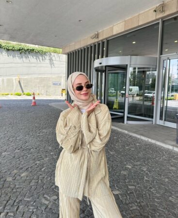 Bej Piliseli Kimono Takım