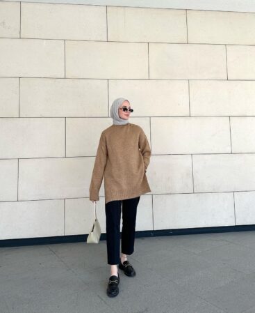 Camel Yırtmaçlı Triko
