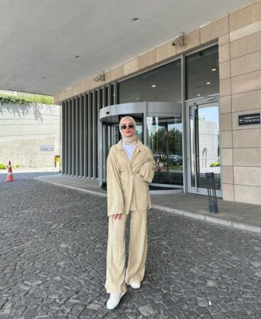 Bej Piliseli Kimono Takım