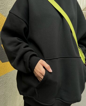 Siyah Baskısız Kapüşonlu Sweatshirt