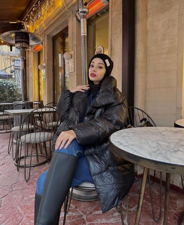 Siyah Bershka Şişme Mont