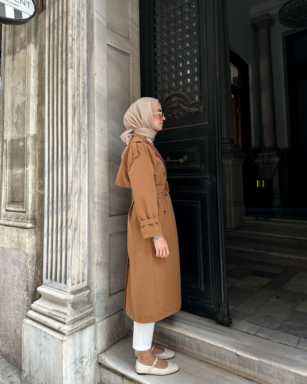 Camel Kemerli Trençkot (Oversize Kalıp)